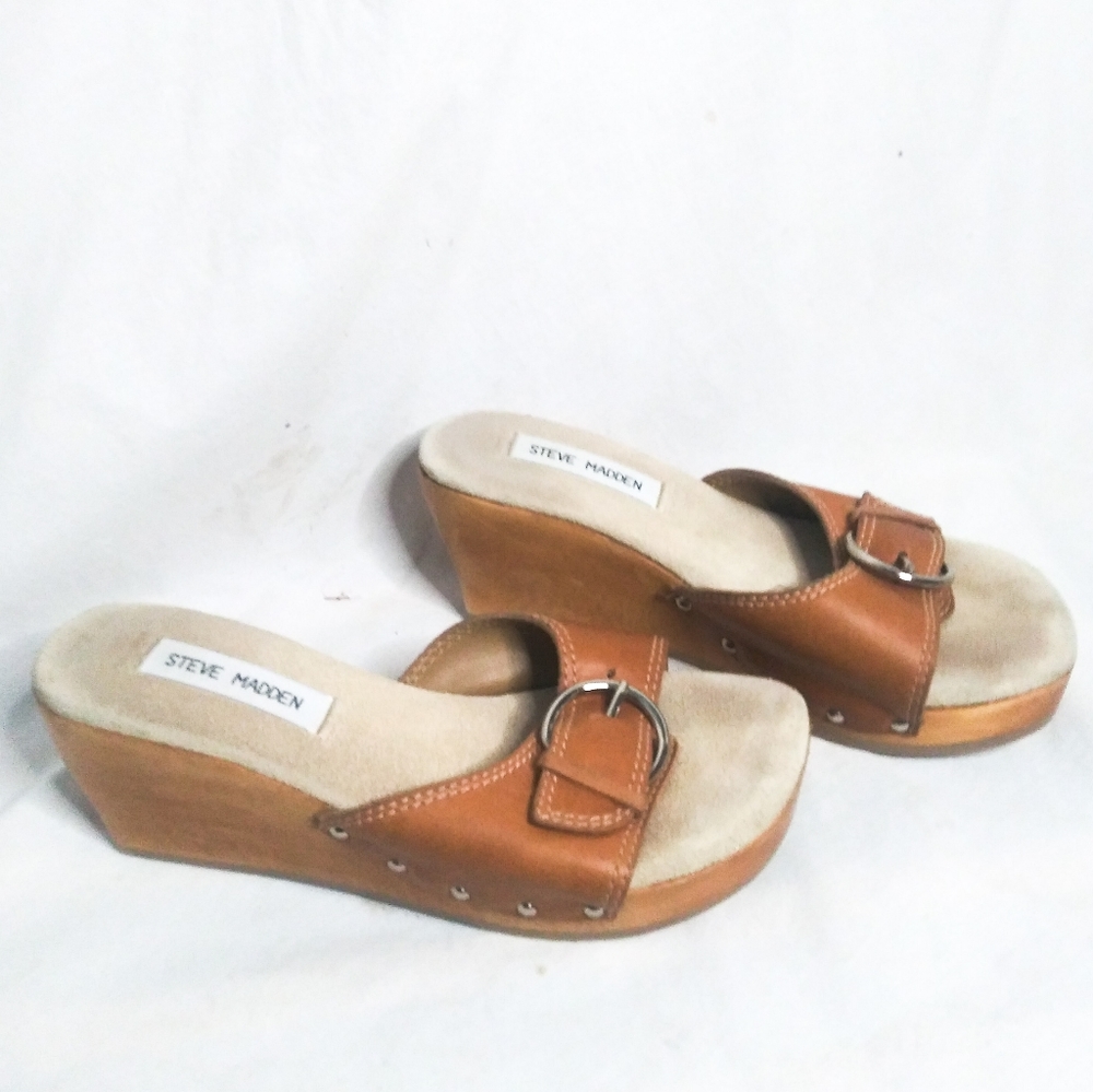 Steve Madden tan womens clogs